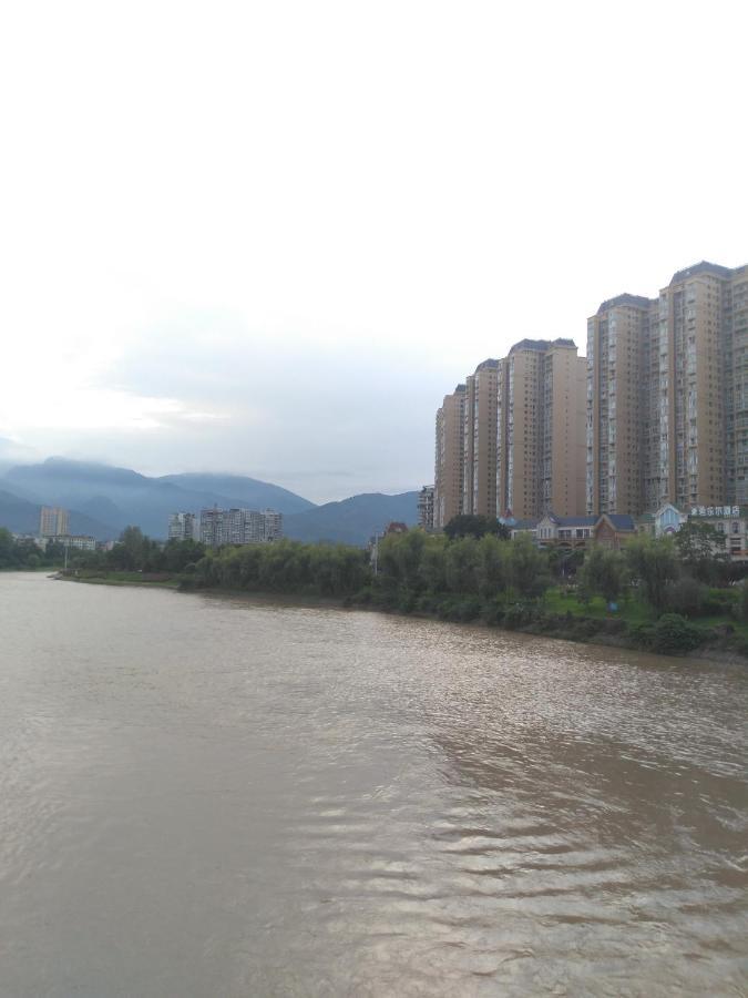 Emei Mountain Xileer Hotel Емейшань Екстер'єр фото